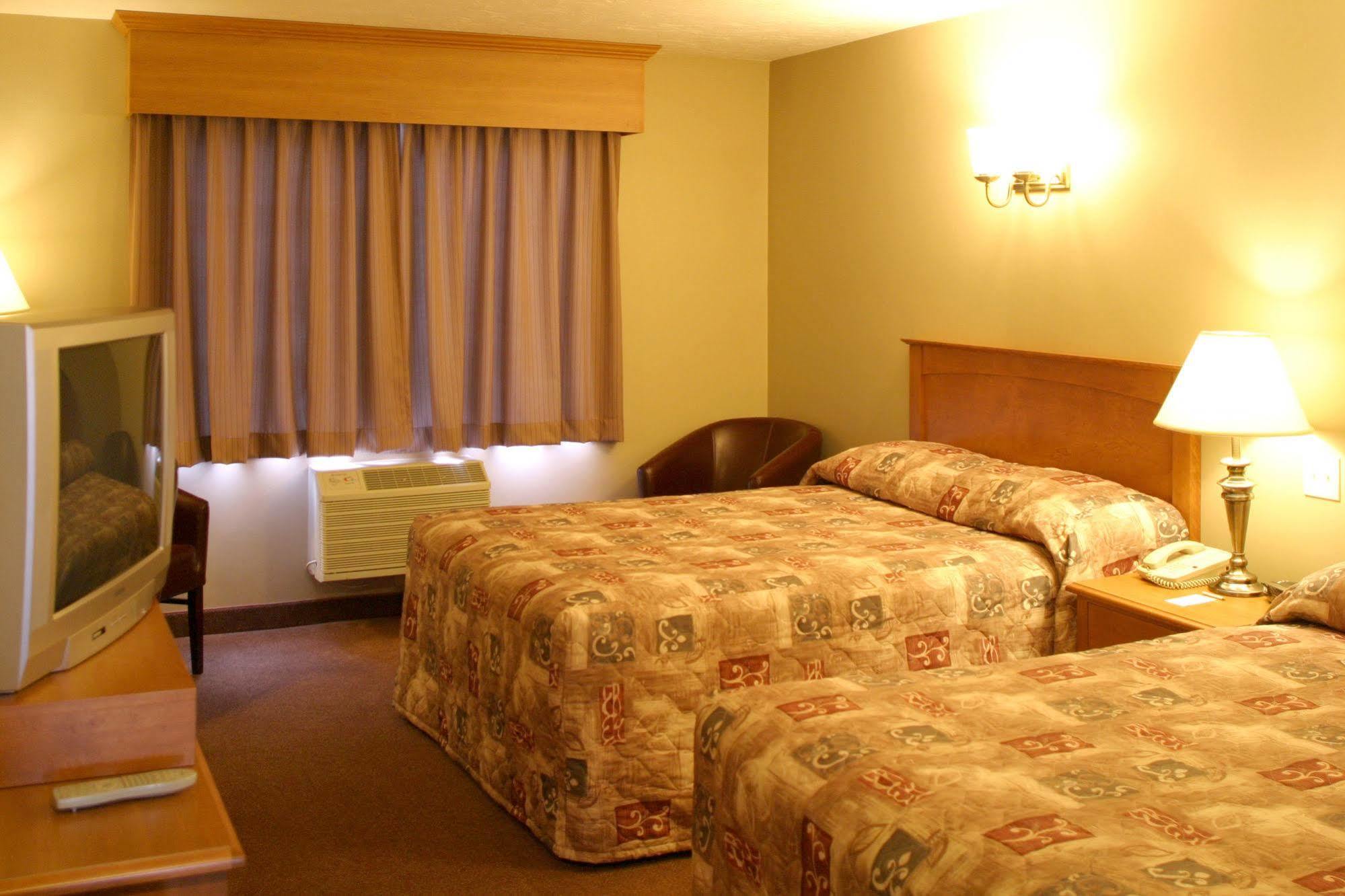 Inn & 2*
